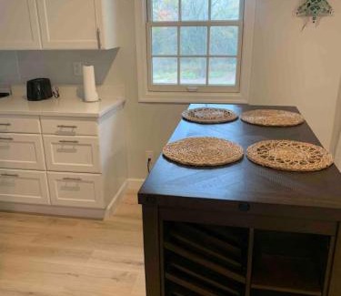 Fairland Apartment | Serene Lush 2BR Gem, on 1 acre Silver Spring