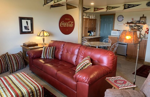 Fort Montgomery Cottage | Serene Mountain Top Views overlooking Hudson River and Surrounding Highlands