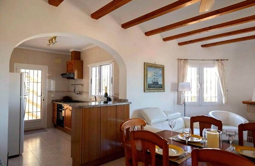 Rafol de Almunia Villa | Serene Retreat in El Ràfol