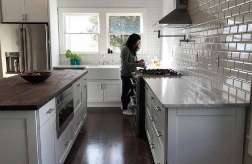 Mattaponi House | Serene Sauna Retreat with Chefs Kitchen, Luxury Beds & Luxury Baths