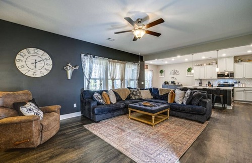 Upatoi House | Serene Stay | 4BR, Pets, Board Games, Near Golf!