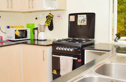 Hospital Apartment | Serene stay , Ideal for a family , dignitaries and camp teams with own compound