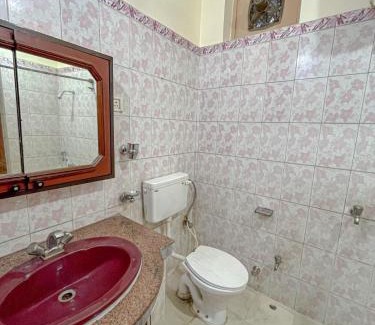 Mahmoorganj Villa | Serene Stays at Varanasi - 5BHK Luxury Villa