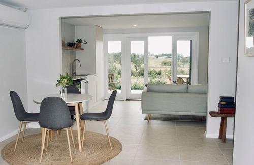 Orange Villa | Serene winery escape | Orange