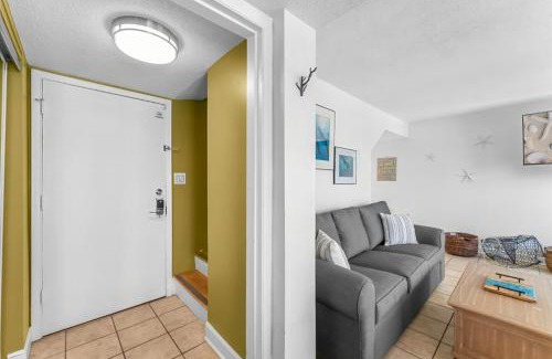 Sunnyside Apartment | Serenity at A-521