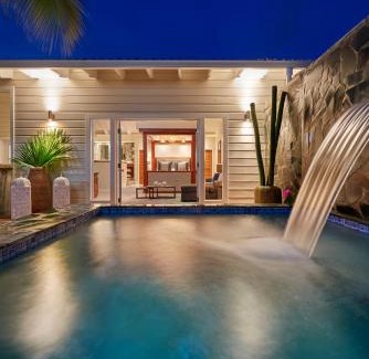Eau Piquant Resort | Serenity at Coconut Bay - All Inclusive