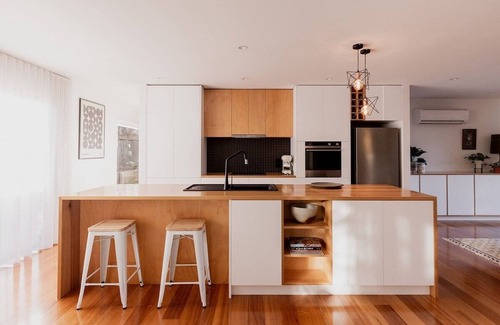 Turners Beach House | Serenity by the Sea.