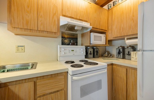 Cedar Key Apartment | Serenity by the Sea at Whitman Point. Gulf front and Screened Porches