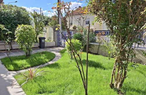 Saint-Denis Villa | Serenity - Maison avec jardin et parking