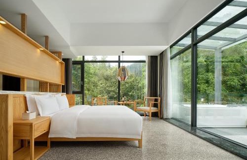 Wulingyuan House | Serenity Valley - Zhangjiajie National Forest Park