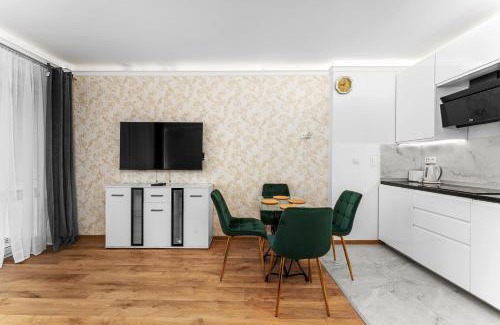 Kleparz Apartment | Sereno Vista Apartment by BookingHost