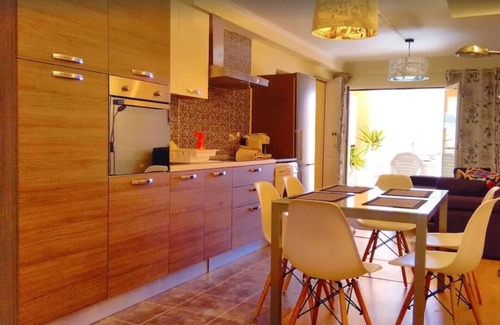 Zambujal de Cima Apartment | Sesimbra Sea Apartment 750m Shared Pool & Beach