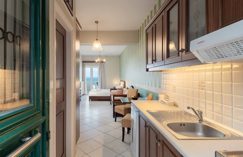 Kato Galatas House | Sevach apartments