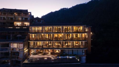 Qiandongnan Hotel | Seven Letters · Zhanyue Hotel
