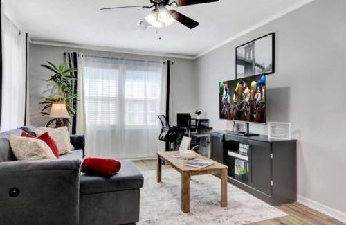 Pine Bluff House | Seven Pines Retreat Peaceful, Stocked Home in White Hall