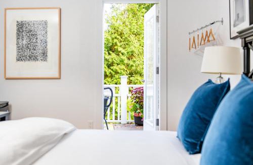 Shelter Island Heights Bed & Breakfast | Seven Resort Style Inn near Beach