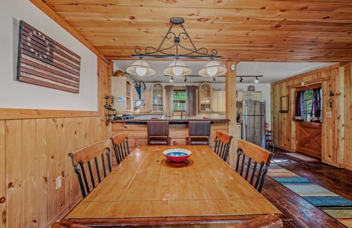 Great Cacapon House | Seventh Heaven - pet friendly, hot tub, wifi, kid's loft, wifi, grill, king bed