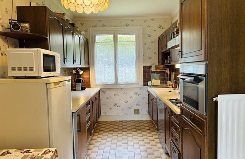 Sevrier House | Sevrier-Center: Cozy vintage family home