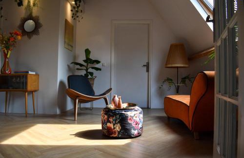 Franeker Apartment | Sfeervol appartement 'Le Boulanger' in Franeker.