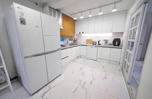 Seongbuk-dong House | SG Tailored Serviced Home 5min walk from metro