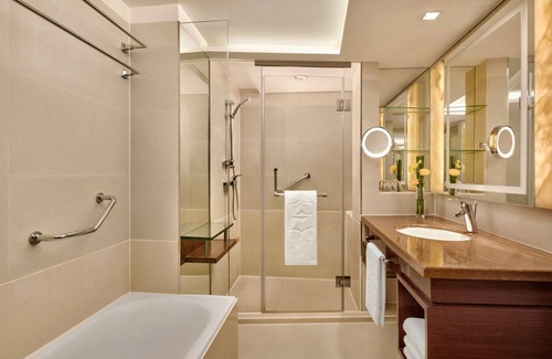 Luohu Hotel | Shangri-La Shenzhen