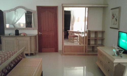 Poste de Flacq House | Shanti Nivas