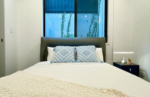 Bardon House | SHAREHOUSE 2bedroom-Retreat at Bardon