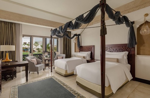 Doha Hotel | Sharq Village & Spa, a Ritz-Carlton Hotel