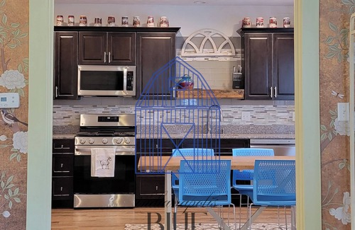 Meridian-Kessler Other | She's back! Indy's BlueBarn near Midtown! Entire house/Pets Allowed!