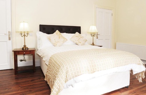 Donore House | Sheephouse Country Courtyard