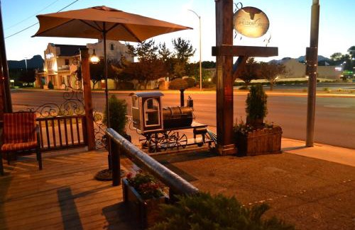 Prescott Hotel | Sheldon Street Lodge