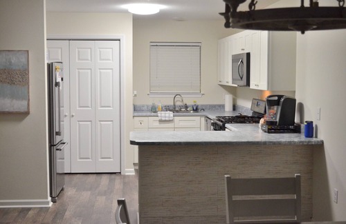 Port St. Joe House | "Shell Haven" cottage - Large Covered Boat Parking - Screened Porch