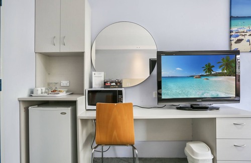 Shellharbour Hotel | Shellharbour Village Motel