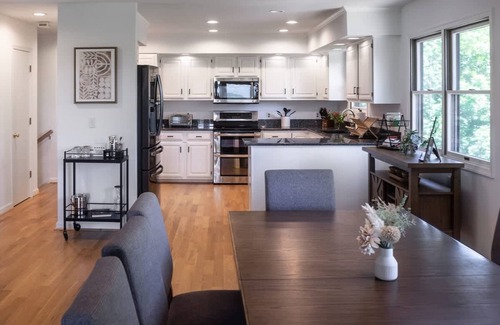 Goshen House | Shenandoah Retreat - Family Home