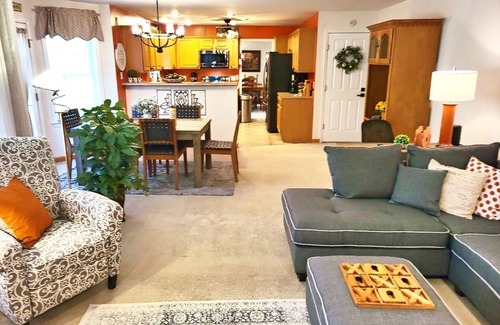 Edinburg House | Shenandoah Valley - Oak Hill - Hot Tub - 2 Miles to I-81