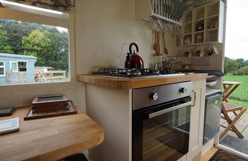 Hawick Cabin | Shepherd's Hut @ Westcote