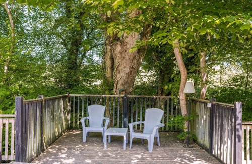 Carlisle Cottage | Shepherd's hut with hot tub in its own secluded garden