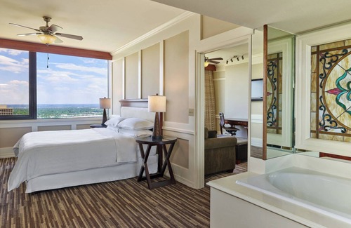 Union Square Hotel | Sheraton Denver West Hotel