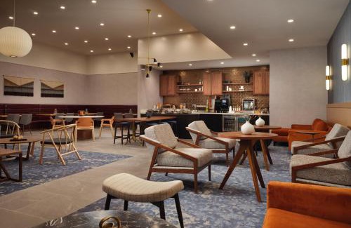 Grand Rapids Hotel | Sheraton Grand Rapids Airport Hotel