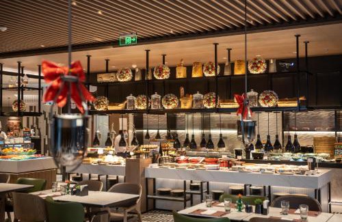 Tianhe Center Hotel | Sheraton Guangzhou Hotel