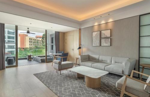 Dianbai District Hotel | Sheraton Maoming Hot Spring Resort