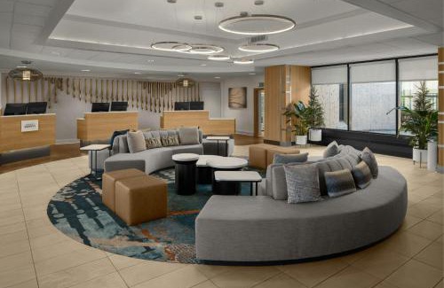 Brookfield Hotel | Sheraton Milwaukee Brookfield