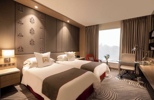 Saket Hotel | Sheraton New Delhi Hotel