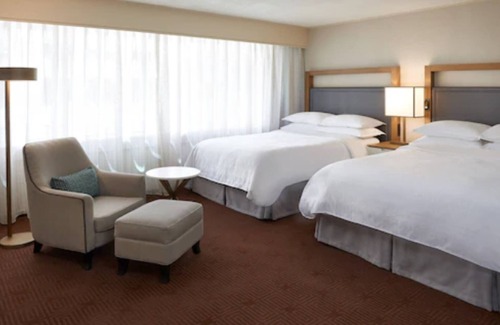 Byward Market - Parliament Hill Hotel | Sheraton Ottawa Hotel
