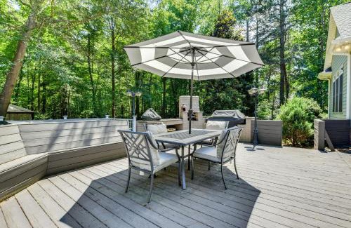 Sherrills Ford House | Sherrills Ford Escape with Hot Tub, Deck and Yard
