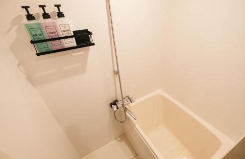 Yoyogi Apartment | Shinjuku QUALIA PLACE House