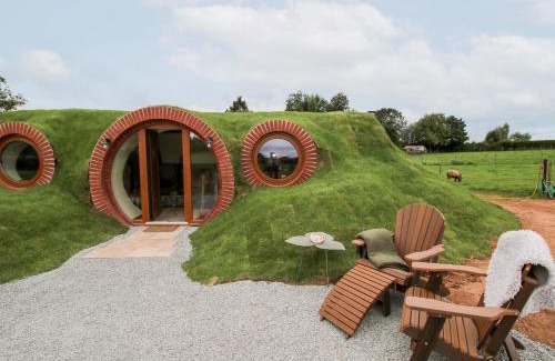 Little Hereford House | Shire's End