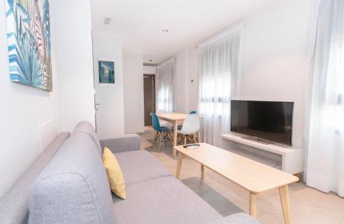 Las Palmas de Gran Canaria Apartment | Sholeo Lodges Santa Catalina Flats