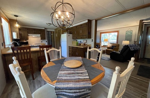 Hayward House | Shoop's on Beaver Lake
