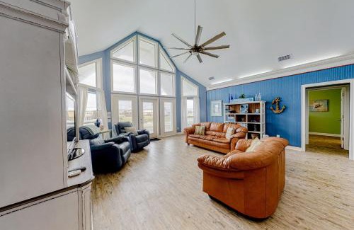 Dauphin Island House | Shore Beats Work